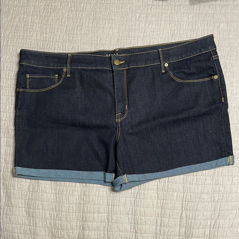 Ava & Viv Midi Super Stretch Dark Blue Cuff Jean Shorts Women’s Size 22W Summer